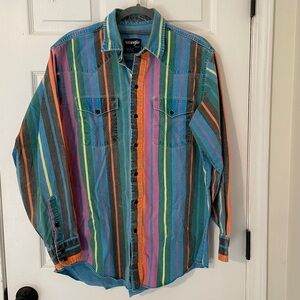 Wrangler rainbow striped button up size 16.5- 34
Preshrunk extra long tail